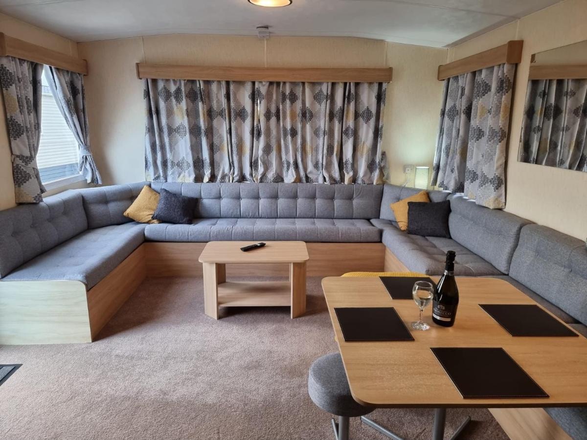 Elbry Hotel Heysham Bagian luar foto